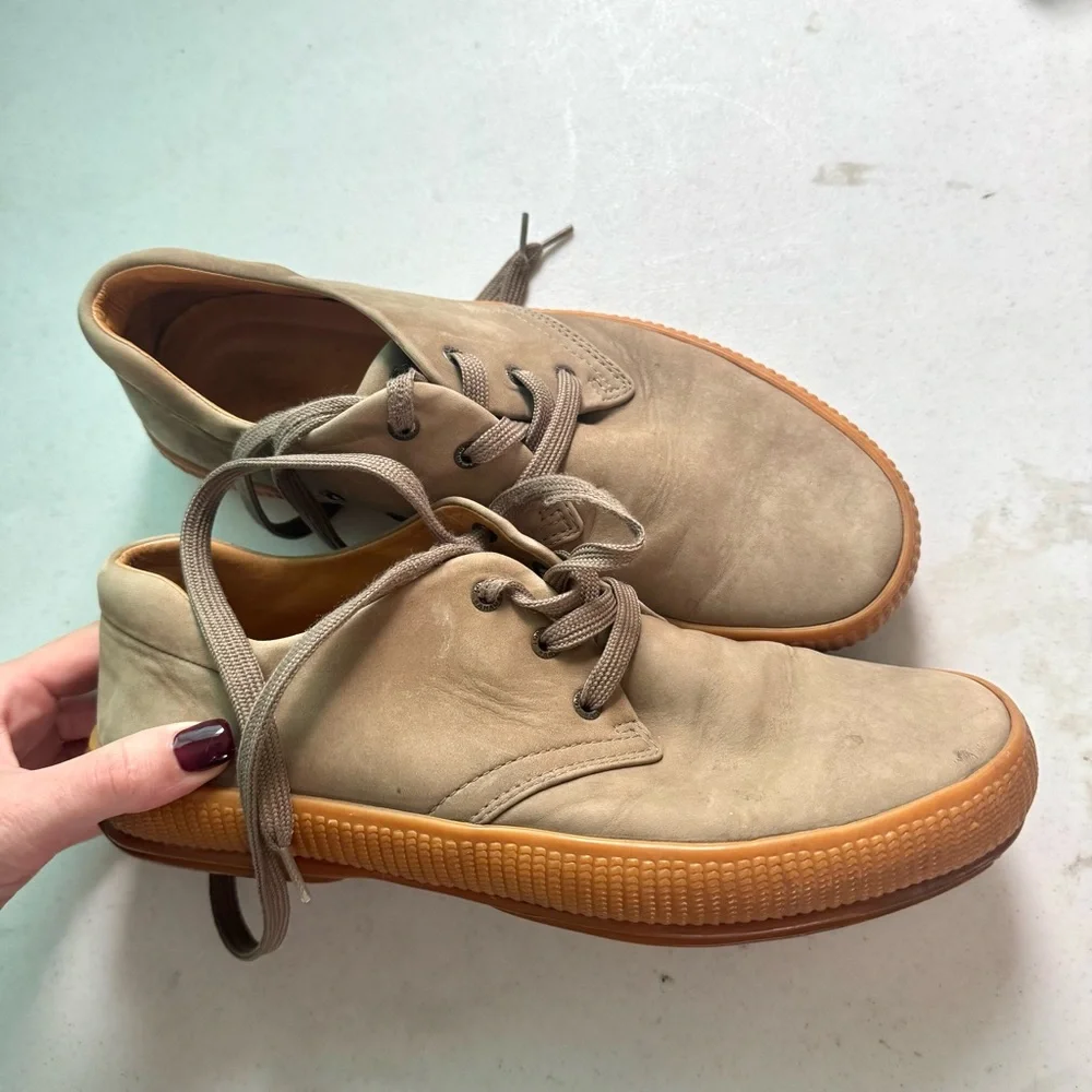 Tommy Bahama Beige Leather Lace Up Casual Sneakers MENS Size 9.5